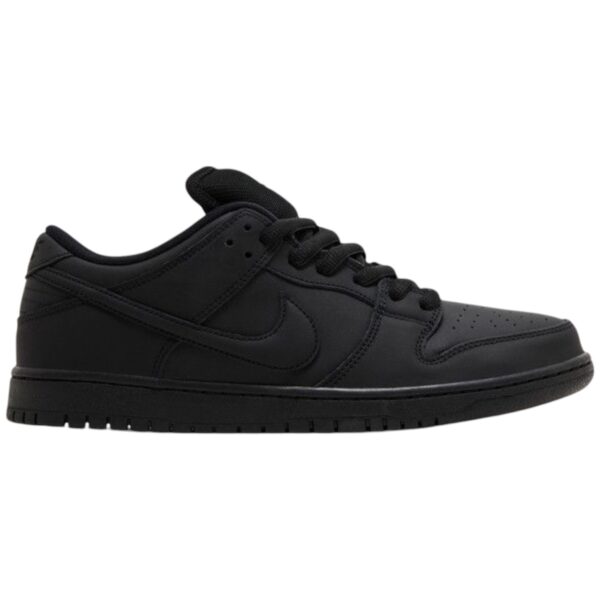 Nike SB Dunk Low Triple Black