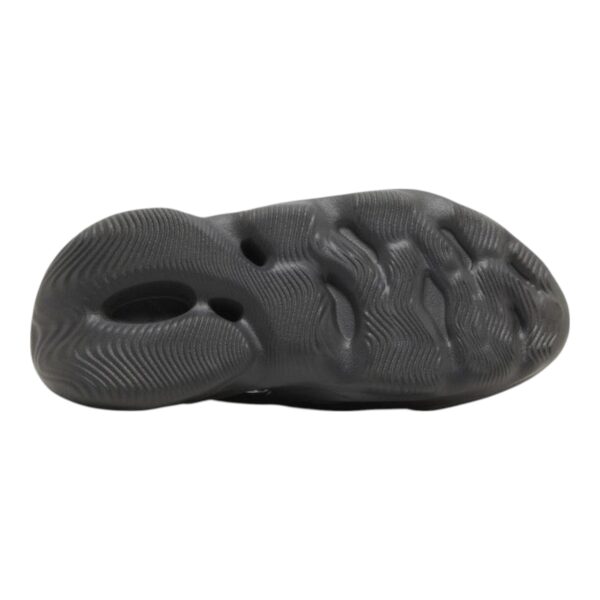 Yeezy Foam Runner Onyx - Image 3