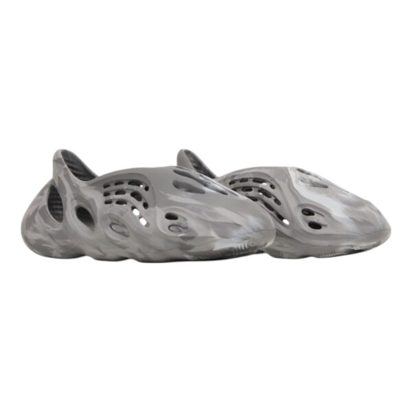 Yeezy Foam Runner Mx Granite - Image 3